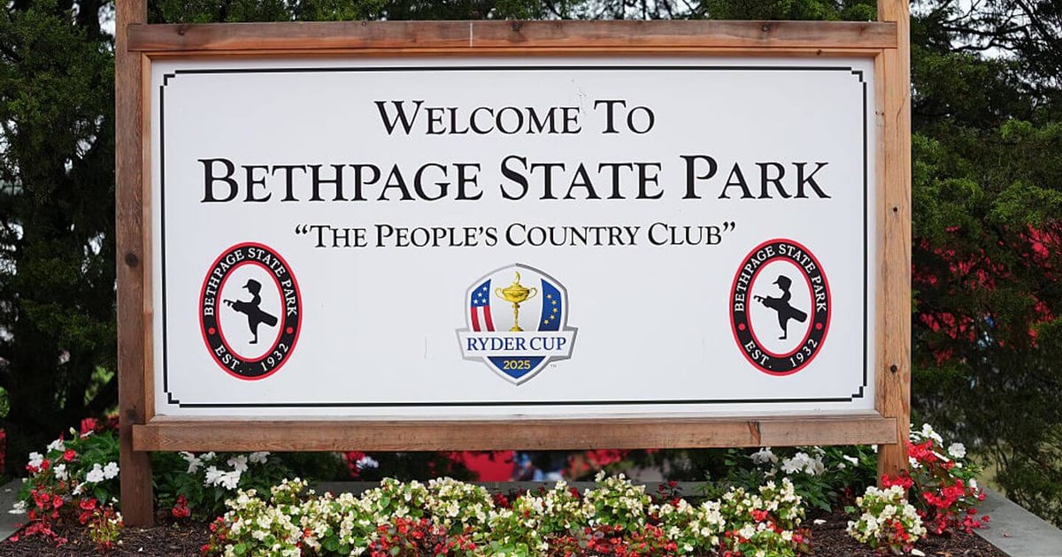 Ryder Cup 2025 live updates: Morning foursomes latest with pairings announced